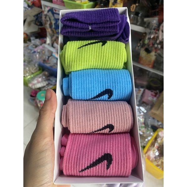 Tất Cao Cổ Phong Cách Vintage chất len đẹp nhiều màu