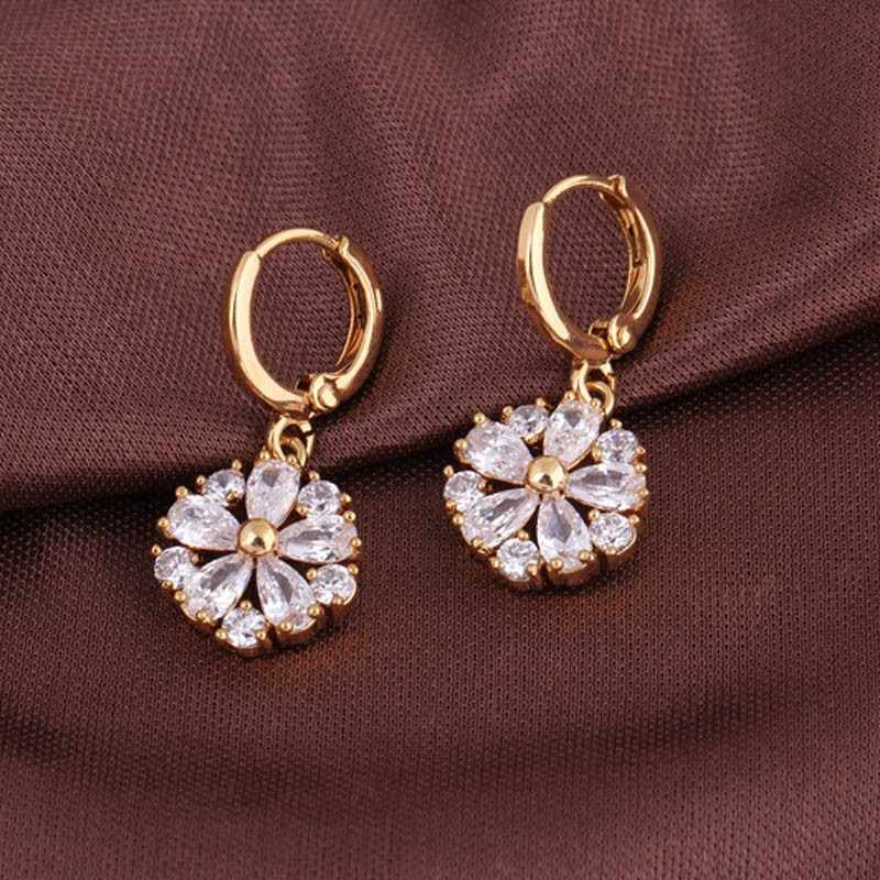 Khuyên Tai Hoa Đính Đá Kiểu Dáng Sang Trọng Thanh Lịch Dành Cho Nữ