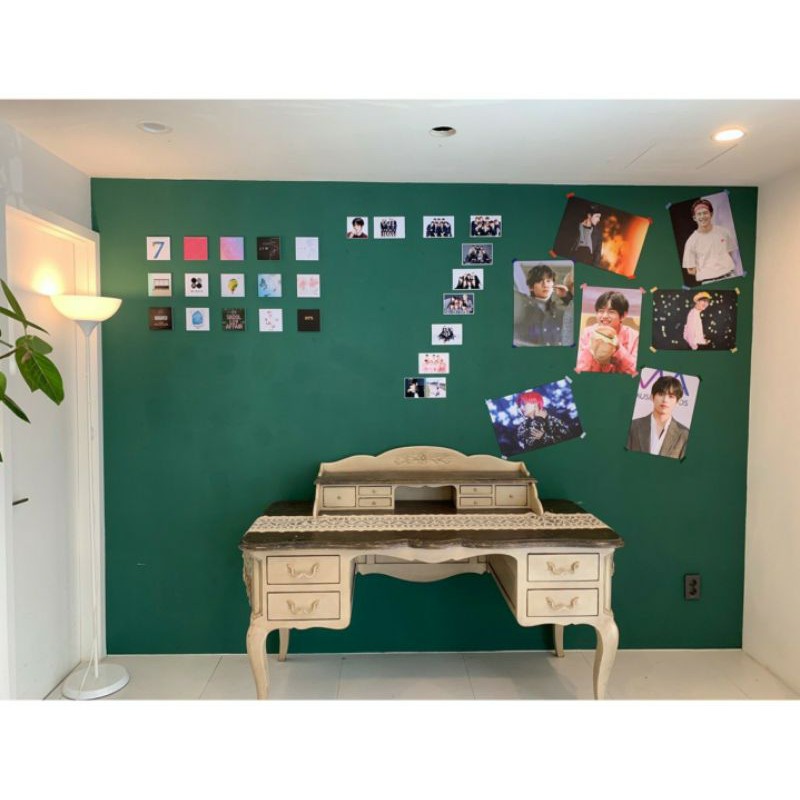 Bìa cứng Album BTS trang trí phòng ngủ góc học tập | BigBuy360 - bigbuy360.vn