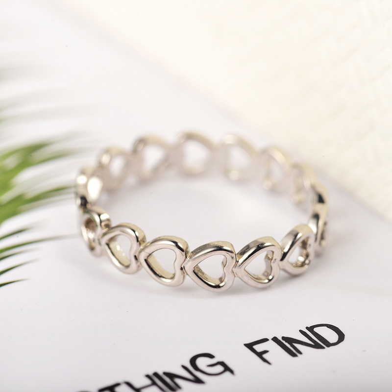 Nhẫn đeo tay tạo hình trái tim thời trang cho nữ