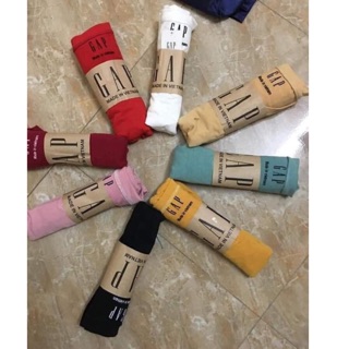 Áo thun cổ tim G.A.P chất giấy mỏng nhẹ