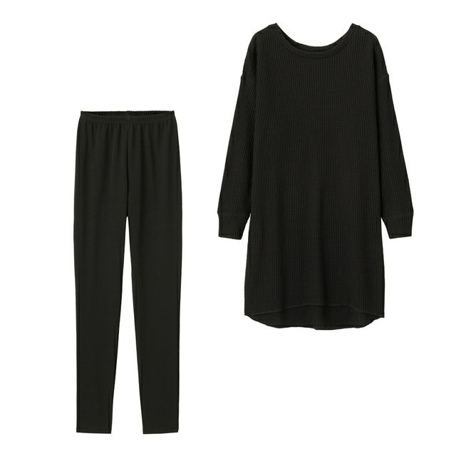 Set áo thun xốp dáng dài nữ &amp; quần leggings thời trang  của GU - Nhật