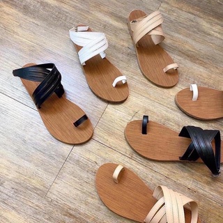 sandal xỏ ngón
