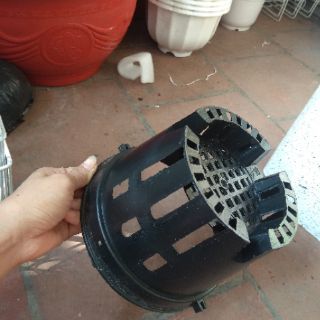 Chậu nhựa đen trồng lan phi 18cm