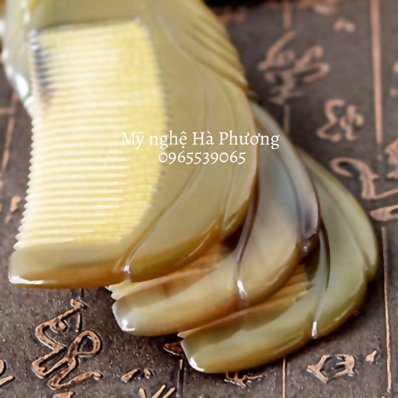 Lược sừng khía mẫu con Công đẹp, sang trọng - sản xuất trực tiếp tại xưởng, làm quà tặng cực kì ý nghĩa