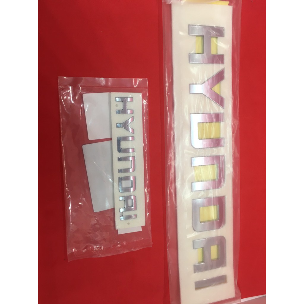 Logo chữ nổi HYUNDAI - có 02 Kích cỡ