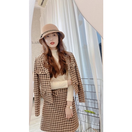 Áo dạ tweed kẻ nâu by MULLET