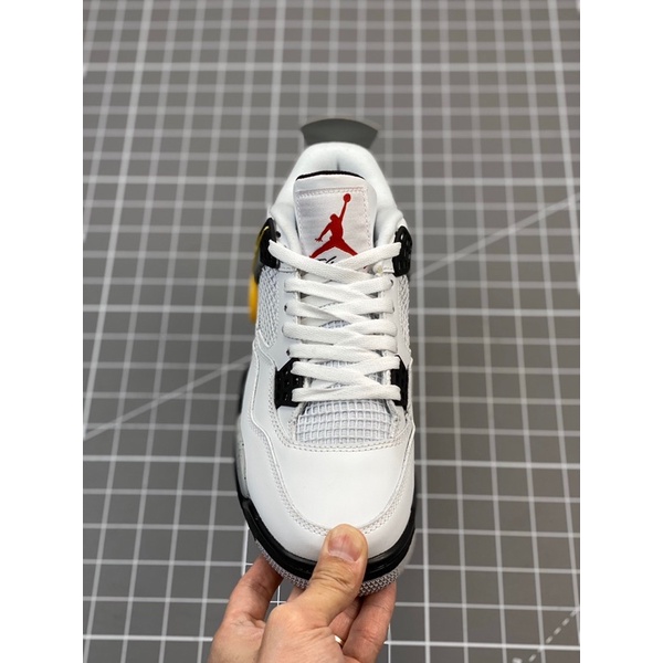 GIÀY THỂ THAO JORDAN4 ĐẾ KHÍ TẶNG KÈM BỘ QUÀ TẶNG GIÁ TRỊ