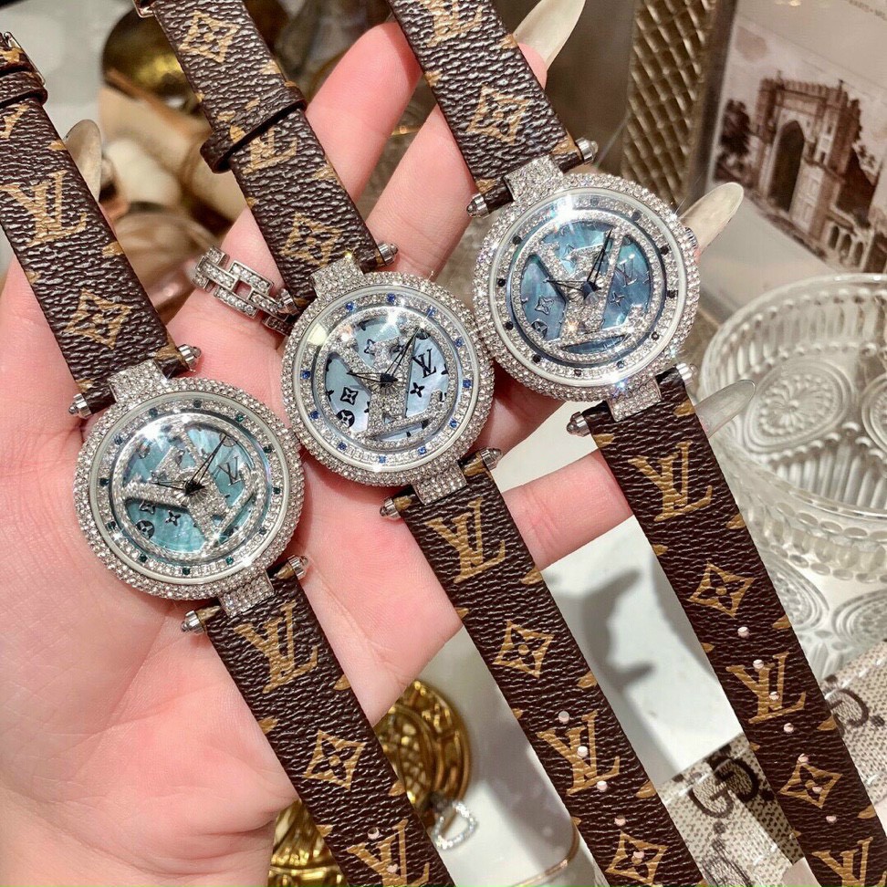 Đồng hồ nữ LV đính đá cao cấp, hàng full box, thẻ bảo hành 12 tháng - Dongho.lv (l01)  (Đồng hồ thời trang nữ)