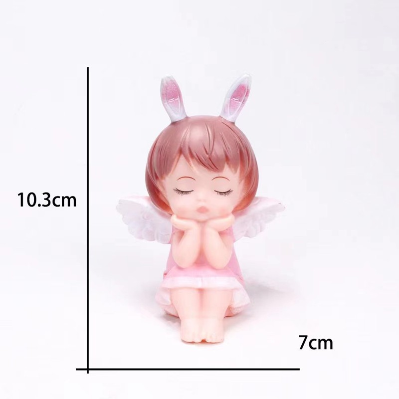 Búp bê hoạt hình trang trí bánh kem sinh nhật cho bé