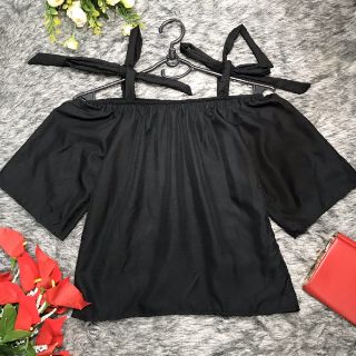 Áo kiểu hai dây  cột nơ
