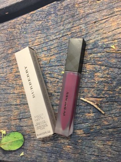 Son Burberry Liquid Lip Velvet 