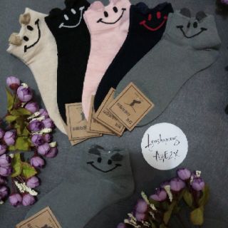 Tất mặt cười có tai