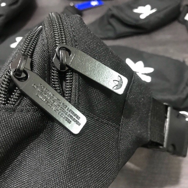 Túi bao tử Adidas xịn hàng date 6/2018 chưa on web | BigBuy360 - bigbuy360.vn