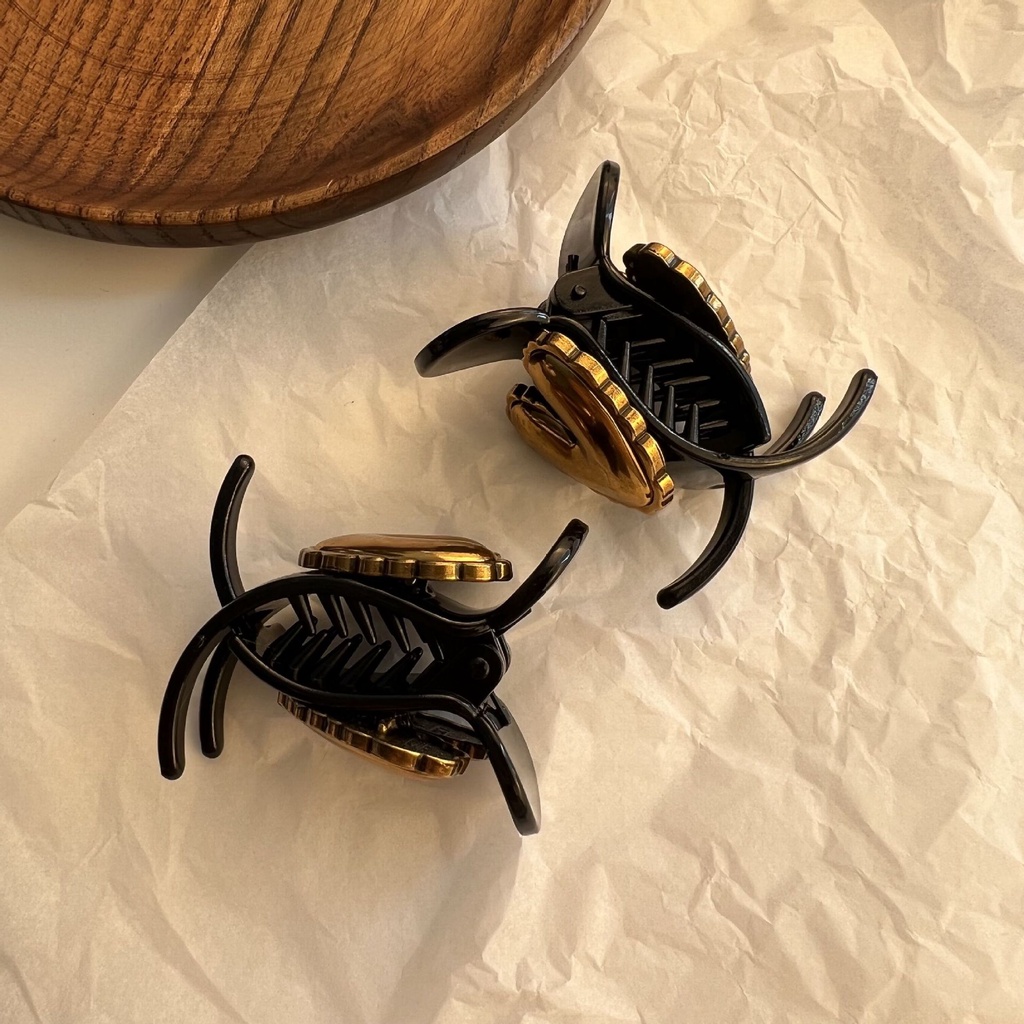 Kẹp Tóc Hình Đầu Lâu Nhỏ Xinh Chất Lượng Cao Cho Nữ