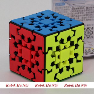 Rubik Gear V1 Stickerless Quay rất trơn và mượt