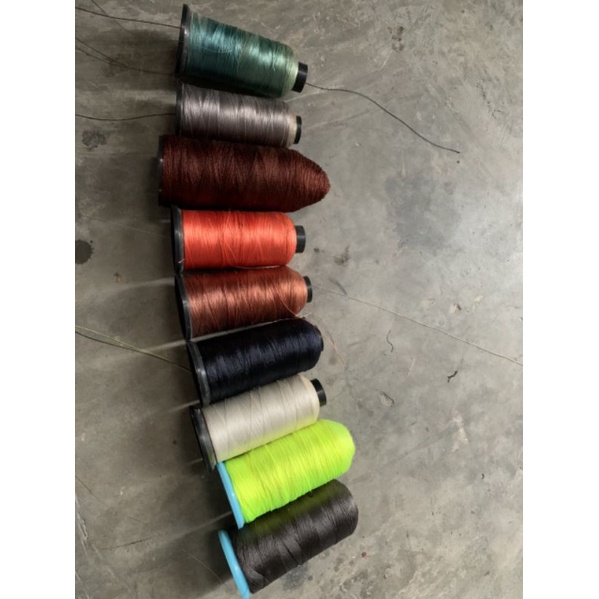 Chỉ dù. Chỉ chuyên dùng may đồ da, làm đồ handmade, sợi bóng đẹp giá hạt dẻ