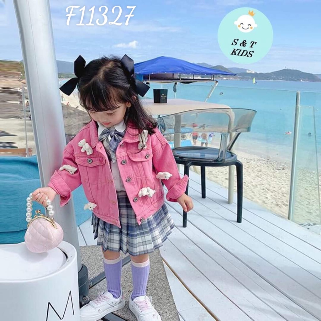 Áo khoác bò kaki bé gái đính kèm gấu siêu cute từ 10- 20kg