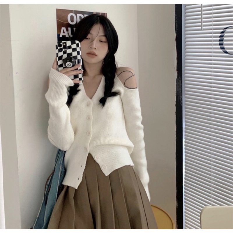 SET ÁO YẾM BẸT VAI TRẮNG + CHÂN VÁY XẾP LY