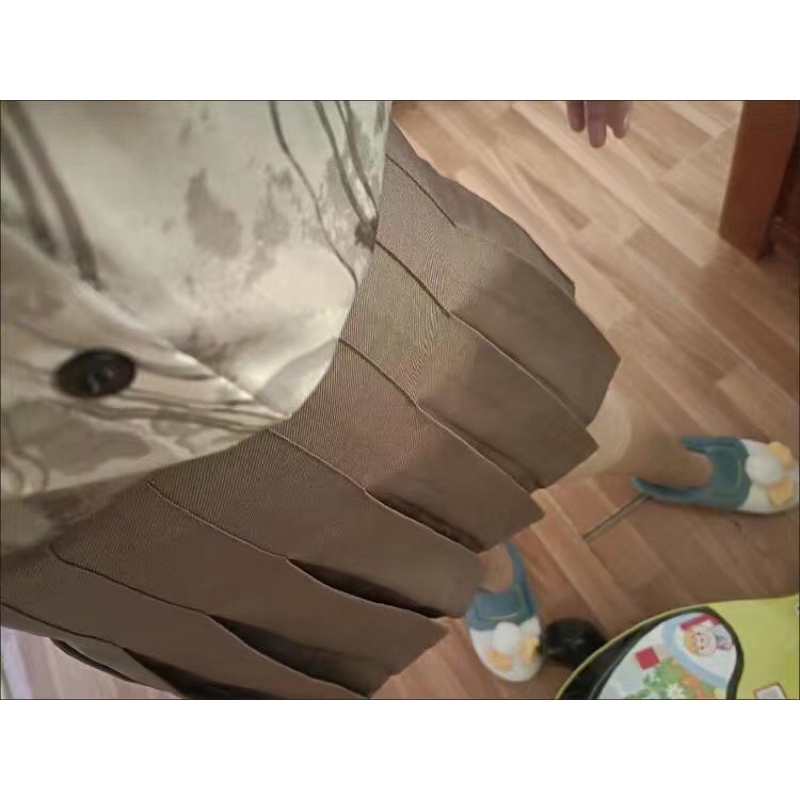 Chân váy xếp ly màu nâu hot trend- Chân váy tennis mặc mùa đông