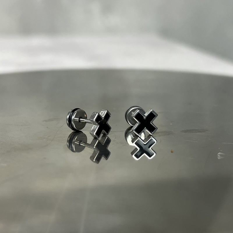 Khuyên tai xỏ lỗ mặt biểu tượng