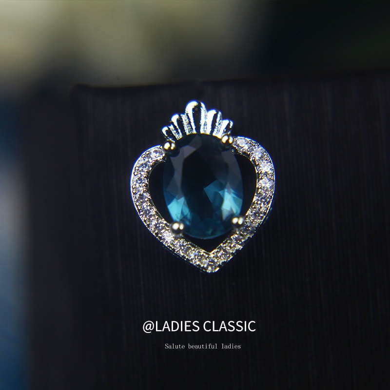 Bông Tai Hình Vương Miện Trái Tim Đính Đá Zircon Thời Trang Sang Trọng Cho Nữ