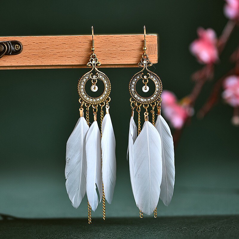 Hoa tai lông vũ khuyên tai boho nữ phong cách cổ điển, dân tộc - Mã HT053