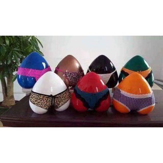 Manocanh mông tim bikini