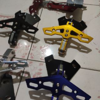 Pát biển số gập kiểu cánh dơi CNC