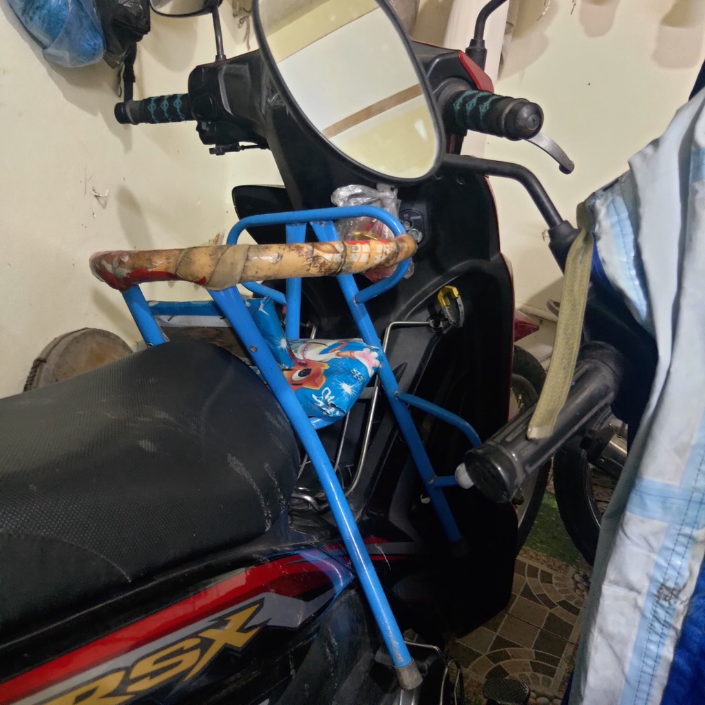 Ghế ngồi xe máy cho bé