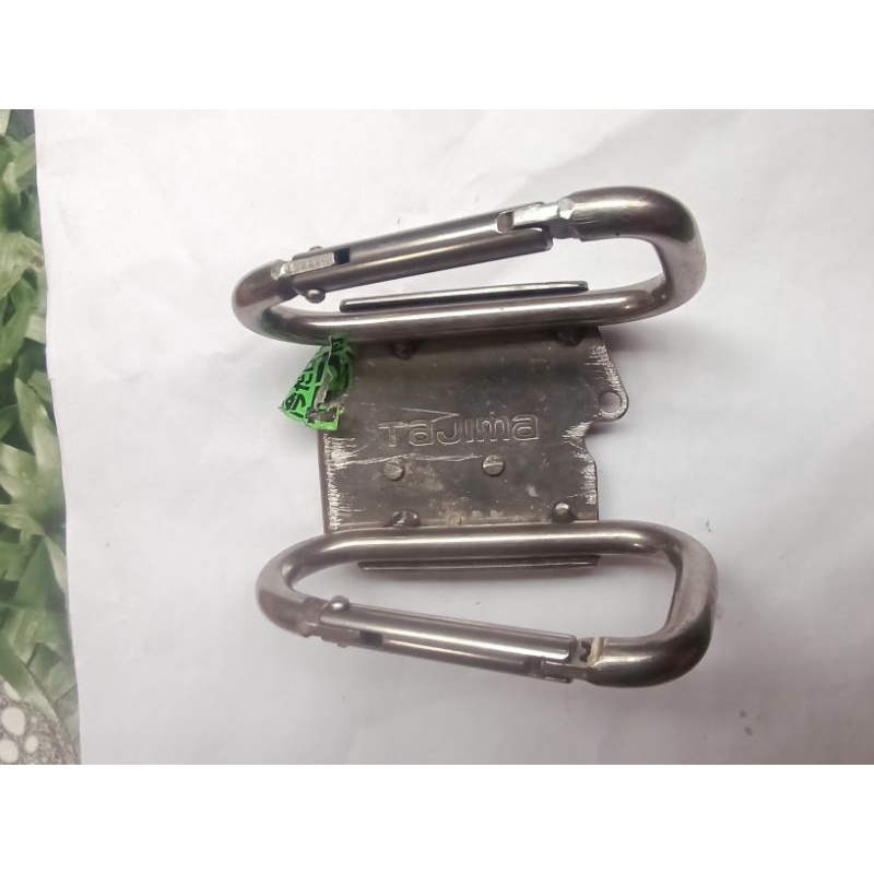 Giá đỡ đụng cụ kẹp đôi gắn đai TAJIMA