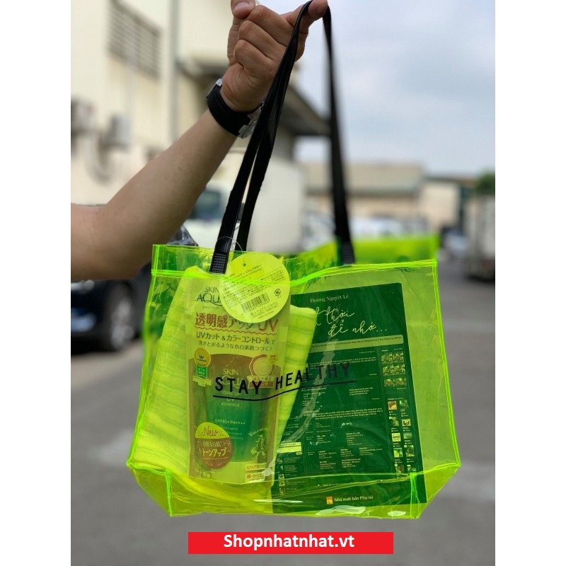 Túi xách Tote nhựa trong thời trang Nhật Bản