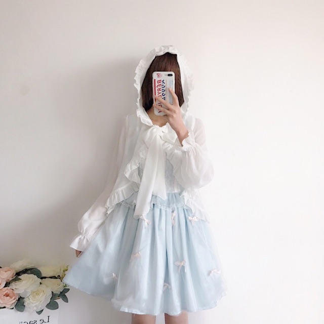 Khoác hoodie ren bèo lolita tay phồng