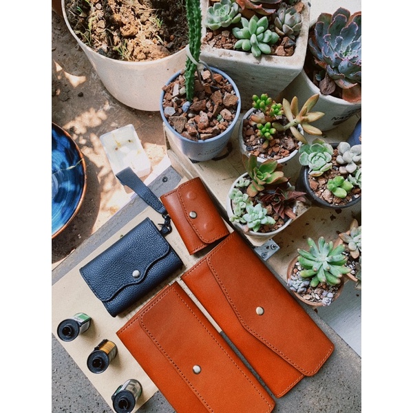 VÍ DA GẬP ĐÔI, VÍ GẬP BA, VÍ DA ĐỰNG THẺ, VÍ DA MINI, VÍ ĐỰNG THẺ ATM, VÍ DA MINI HANDMADE, VÍ DA BÒ CAO CẤP, VÍ DA HAND