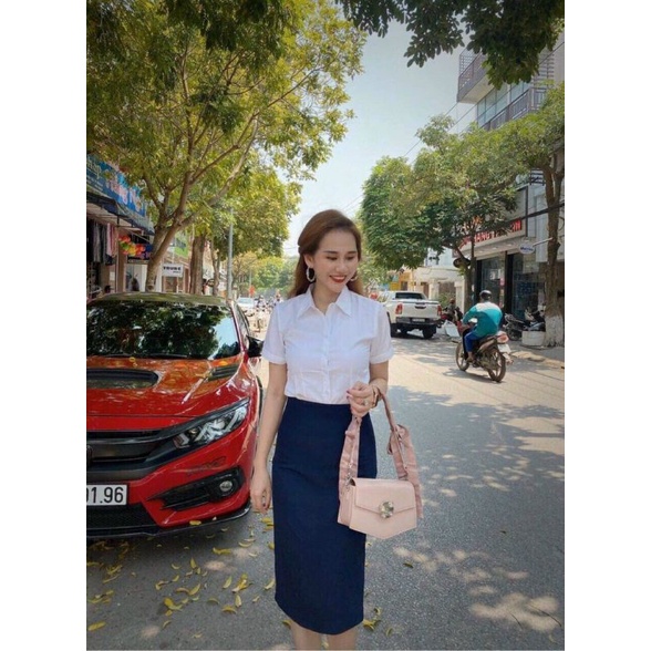 Áo sơmi trắng ngắn tay trơn