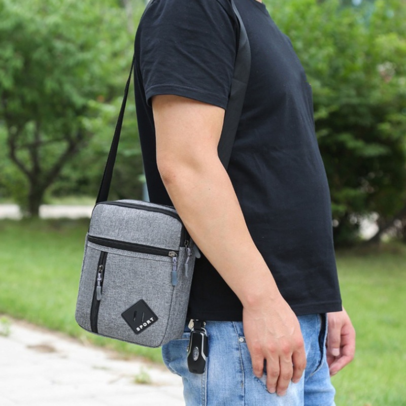 Túi Đeo Chéo Vai Bằng Nylon Chống Thấm Nước Phong Cách Thể Thao Cho Halloween Giáng Sinh