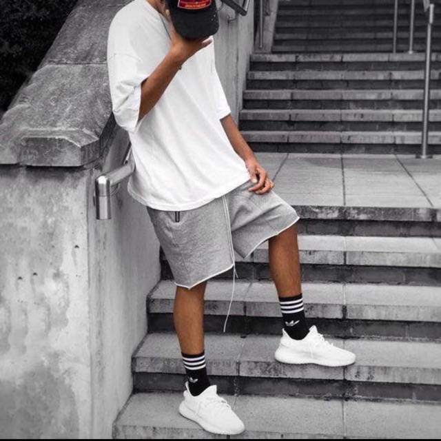 ÁO THUN OVERSIZE TRẮNG - ĐEN UNISEX