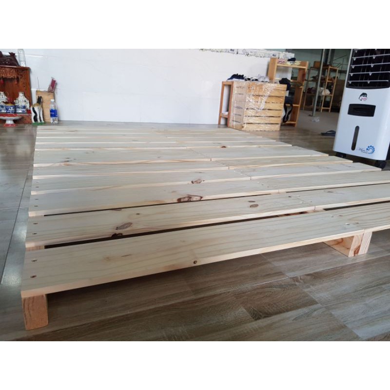 Giường kiểu pallet xếp gọn rẻ vô địch