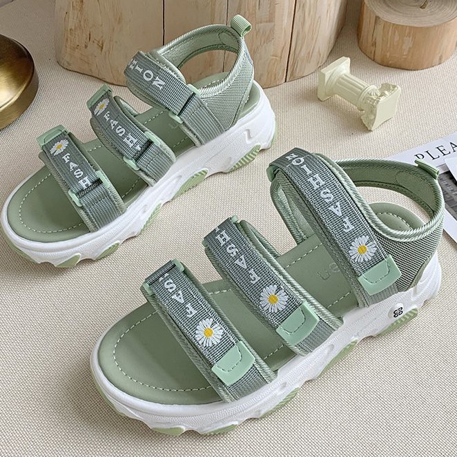 SANDAL NỮ HOA CÚC HOT TREND CAO 4CM 3 QUAI ĐẾ NHẸ