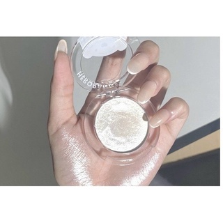 Phấn bắt sáng Hero nhũ vàng
