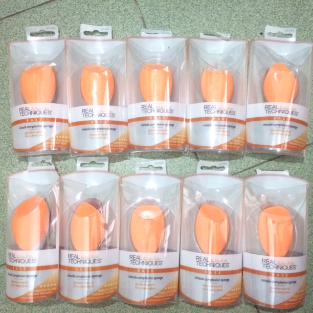 Mút Real techniques