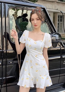 Đầm cherry vàng cúp ngực hàng VNXK