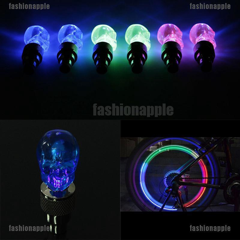 Set 2 bóng đèn LED hình đầu lâu gắn van bánh xe máy