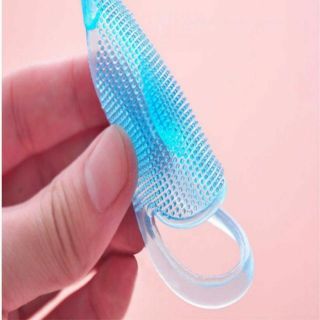 Miếng massage rửa mặt hình giọt nước