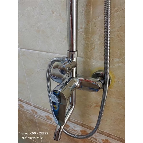 (SẠCH NHÀ TẮM) Nước tẩy rửa nhà tắm ,vòi inox, bồn rửa mặt ,bồn cầu,gạch men FANSEN 500ml dạng xịt. Tặng mút vệ sinh