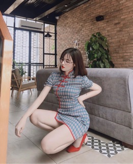 Sườn xám cách tân caro mới (ảnh thật)