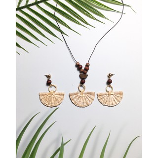 Set khuyên tai và bông tai cói mặt trăng