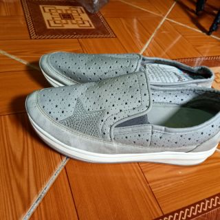 Giay slipon 2đ )250k