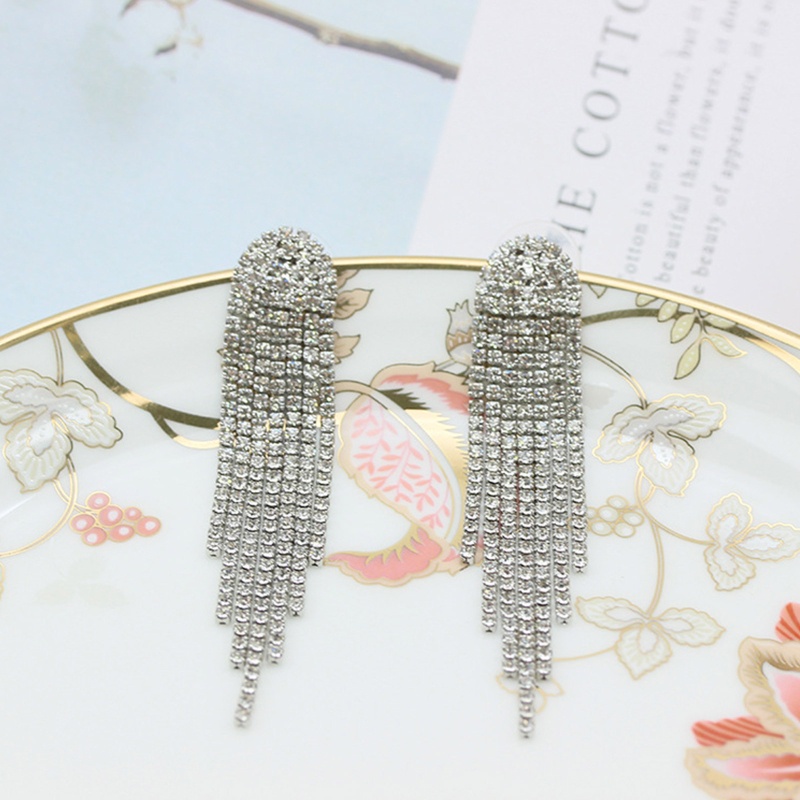 Bông Tai Dáng Dài Đính Đá Phối Tua Rua Thời Trang