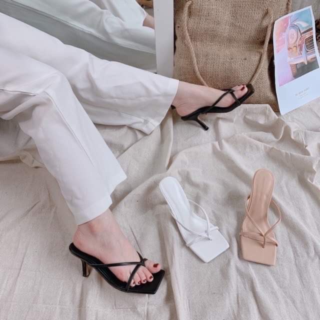 Guốc quai mảnh xỏ ngón chéo cao 7cm-A114